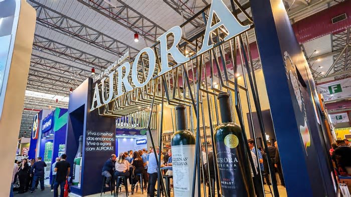 Vinícola Aurora intensifica presença em feiras e festas em 2025