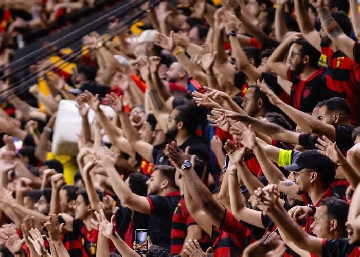Sport Recife faz parceria com fintech e promete vender ingressos pelo WhatsApp