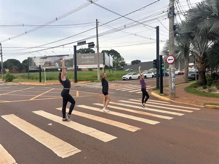 Studio 2 mobiliza comunidade para participar de competição nacional de dança em Florianópolis
