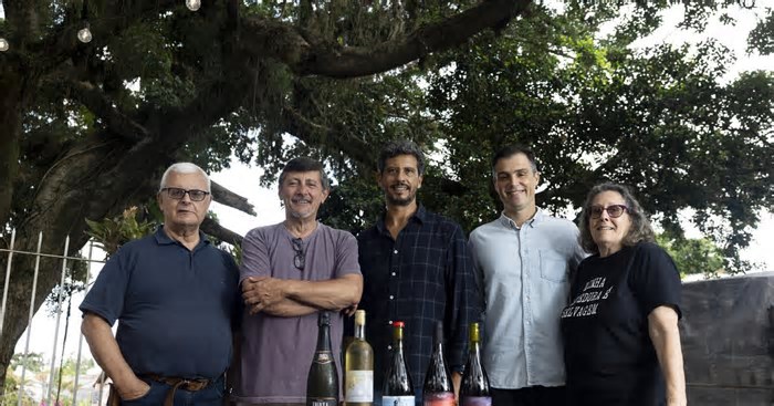 Vinícolas urbanas de Porto Alegre entram na Bienal do Mercosul