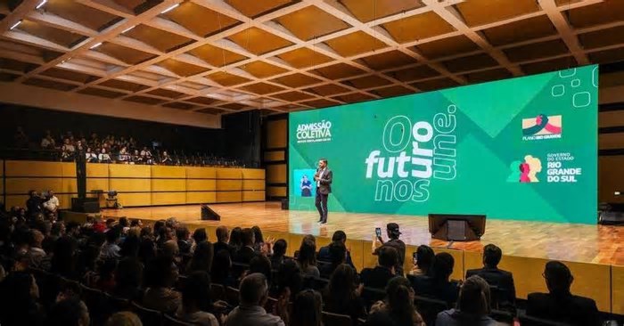 Rio Grande do Sul recebe 1,4 mil novos servidores temporários e 200 efetivos para atuar na reconstrução do Estado