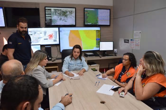 Campo Grande segue em alerta laranja e prefeita cria Plano de Contingência para lidar com as chuvas