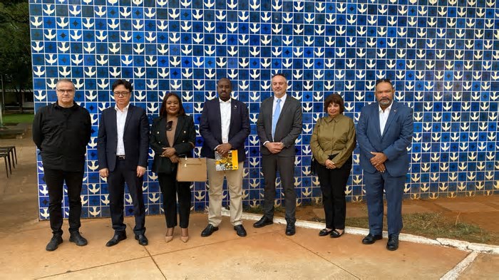 Tour do GDF apresenta Brasília a novos embaixadores