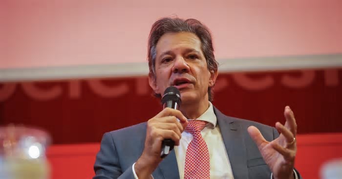 Haddad: Brasil pode não ser tão prejudicado por tarifas e precisa ter prudência em reação a Trump