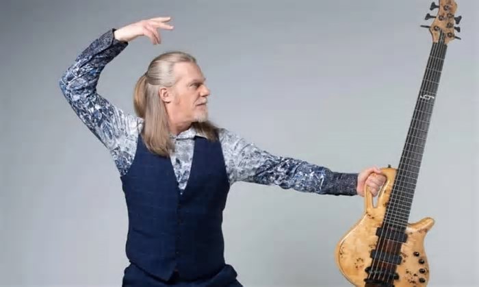 Humberto Gessinger canta sucessos do Engenheiros do Havaii em Salvador