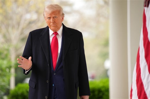 PIB dos EUA cai, e Trump culpa Biden: “Não tem nada a ver com tarifas”