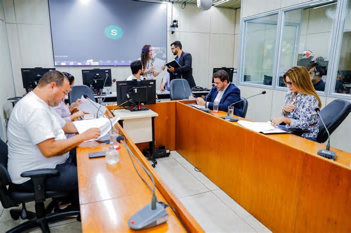 PL que proíbe pessoas trans em competições avança na Câmara Municipal de BH