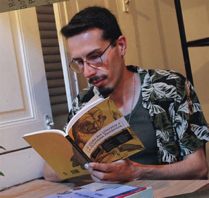 Autor barbacenense vai participar da Bienal Mineira do Livro em Belo Horizonte