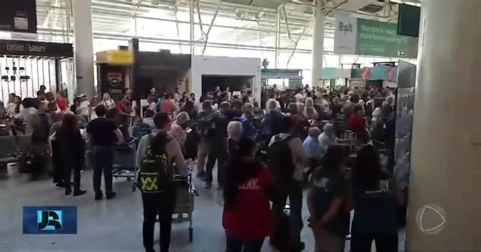 Apagão na Europa afeta transporte e comunicação