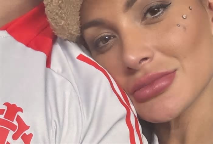 Andressa Urach faz a fila andar e posa com novo affair dois meses após fim de namoro