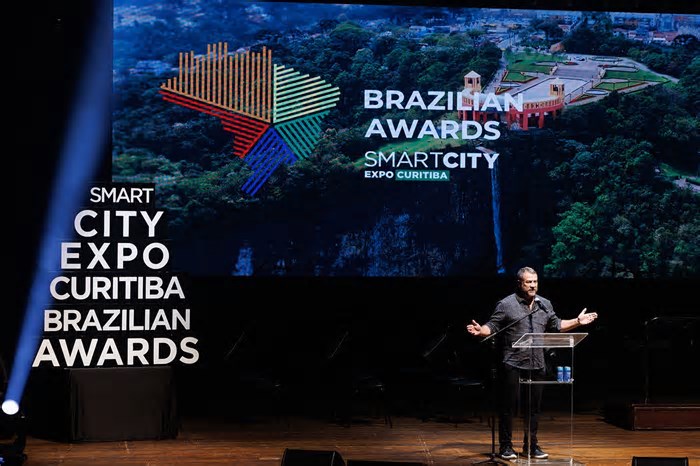 Conheça os vencedores do Brazilian Awards no Smart City Expo Curitiba 2025! Projetos inovadores que transformam nossas cidades e inspiram o futuro