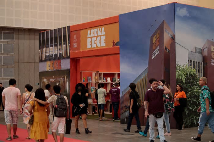 Biblioteca Pública Estadual do Ceará viaja para a Bienal do Livro e oferece ao público uma ampla programação na Arena Bece