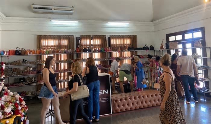Outlet Bem Bazar vende produtos com desconto e apoia prevenção da doença renal em Fortaleza