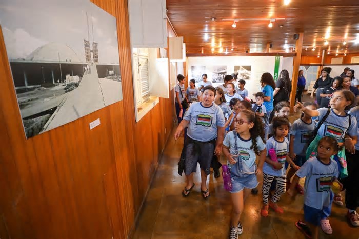 Projeto Descobrindo Brasília leva crianças para imersão na história da capital federal