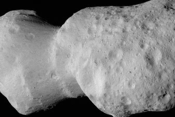 Amendoim ou peta? Formato de asteroide impressiona cientistas