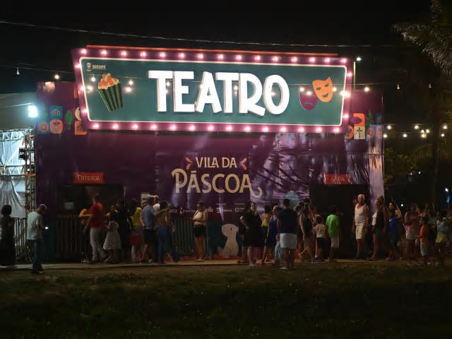 Domingo, 20 de Abril de 2025 às 19:30:00