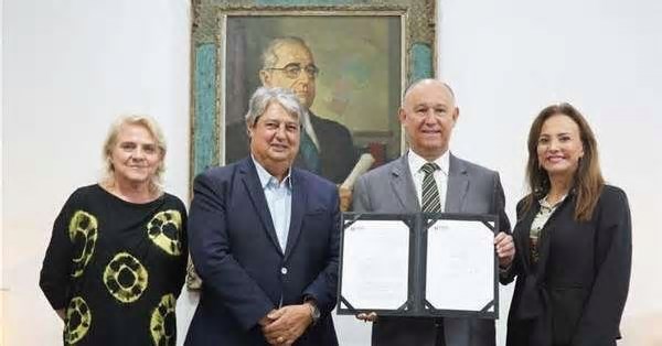ALRS e prefeitura de Gramado assinam termo de cooperação para o Prêmio AL de Cinema 2025