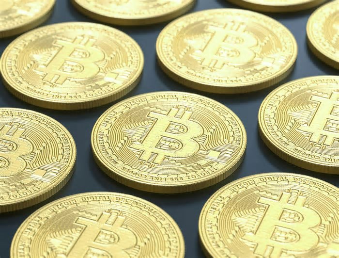 Bitcoin sobe e é negociado acima dos US$ 95 mil em semana com dados macro