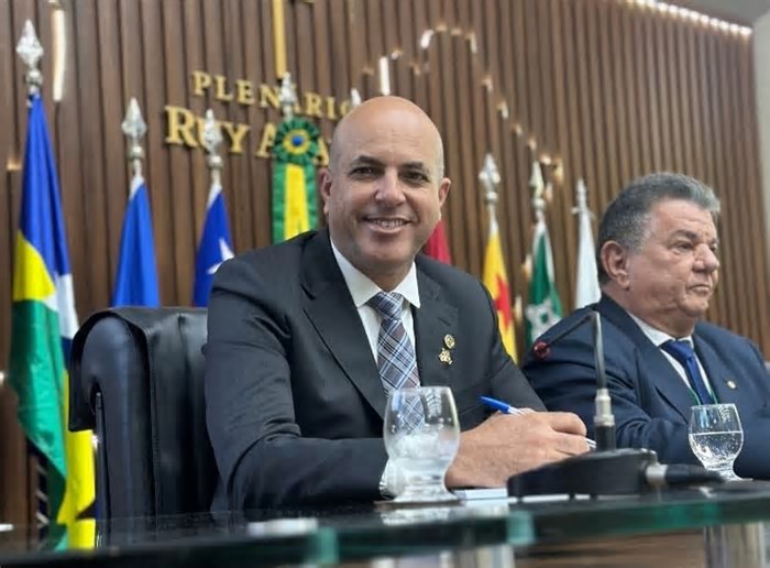 Deputado Ismael Crispin reforça compromisso de Rondônia com o futuro da Amazônia durante encontro em Manaus