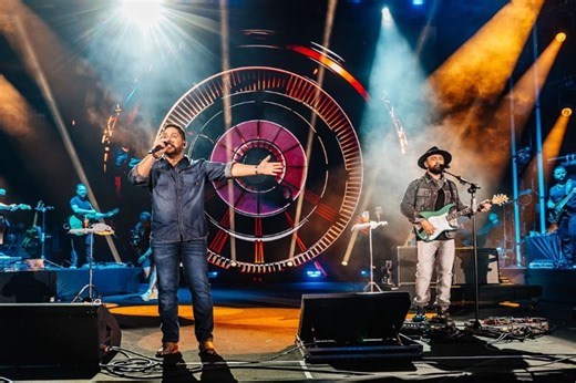 Jorge e Mateus se apresentam em Brasília com show da turnê de 20 anos