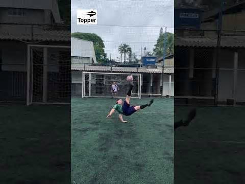 Será que tenho chances galerinha ? #topper #toppers #futebol #futbol #golaço #shorts