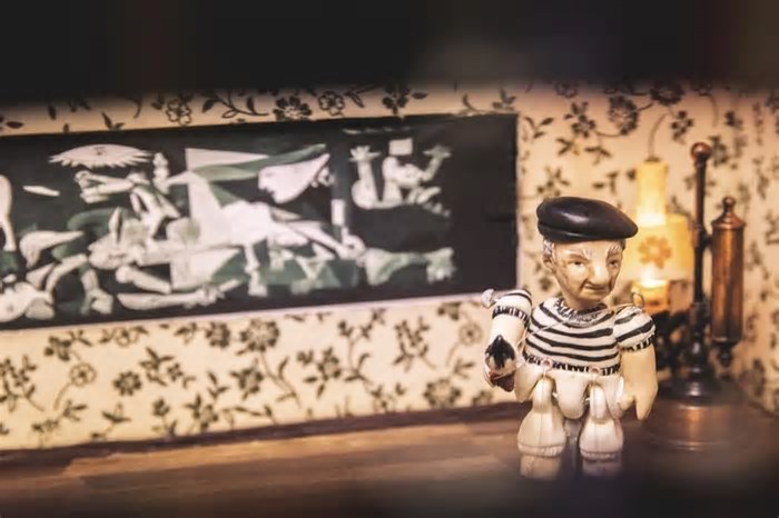 Teatro Lambe-Lambe Mundo Afora: