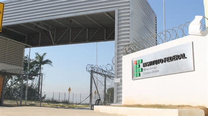 Alunos da IFMG de Betim vão receber bolsa de incentivo à pesquisa científica