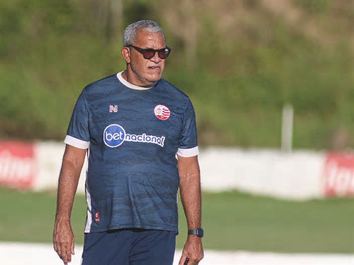 Série C: Náutico tem relação antiga com Hélio dos Anjos; relembre passagens