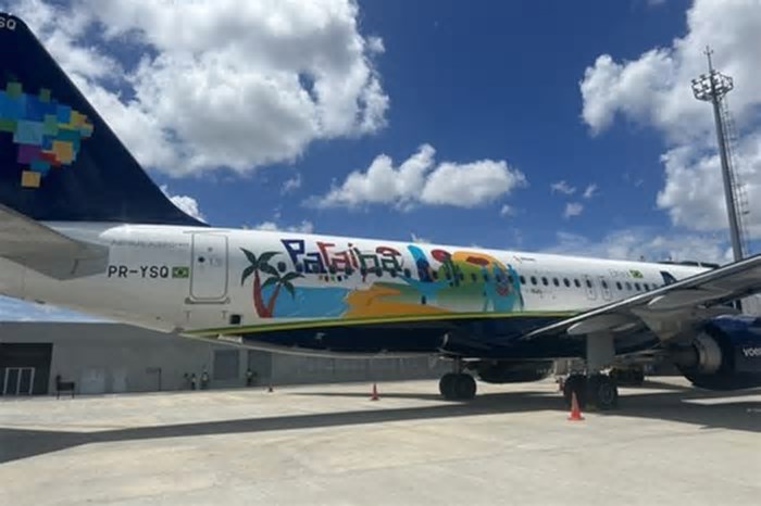 Avião da Azul Linhas Aéreas destaca ponto turístico de João Pessoa