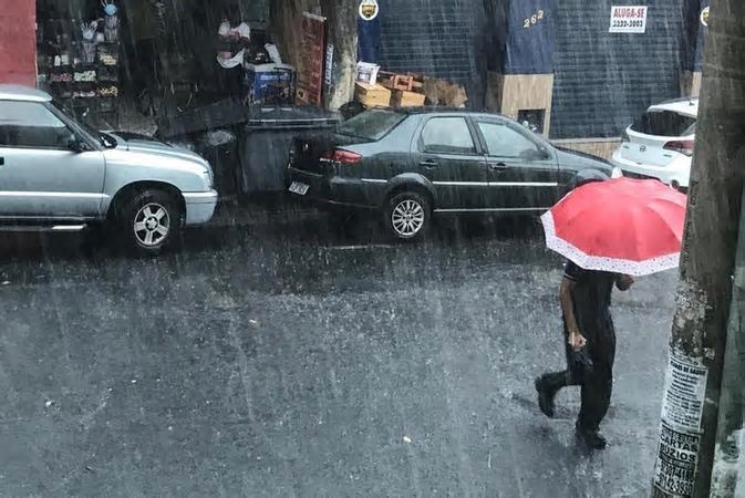 Sábado será de chuva em Minas Gerais com possibilidades de acumulados acima de 80mm