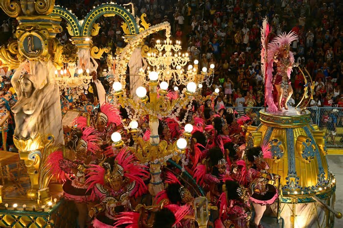 Confira a ordem dos desfiles das escolas de samba no Carnaval do Rio em 2026