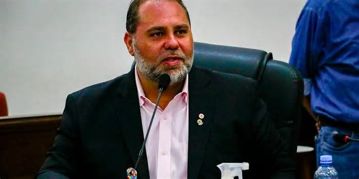 Túlio cobra ação da vigilância na fiscalização da merenda escolar