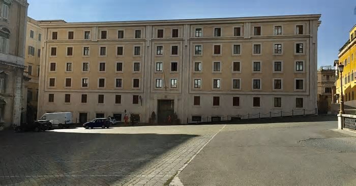 Após Francisco trocar palácio por quarto em Santa Marta, onde vai morar o próximo papa?