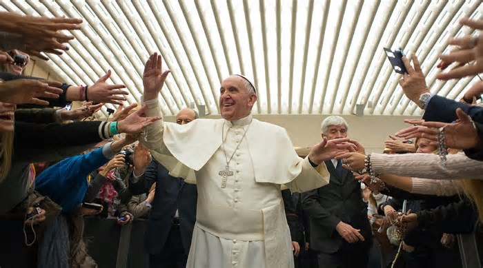 A liderança inspiradora do Papa Francisco pela ótica da governança corporativa