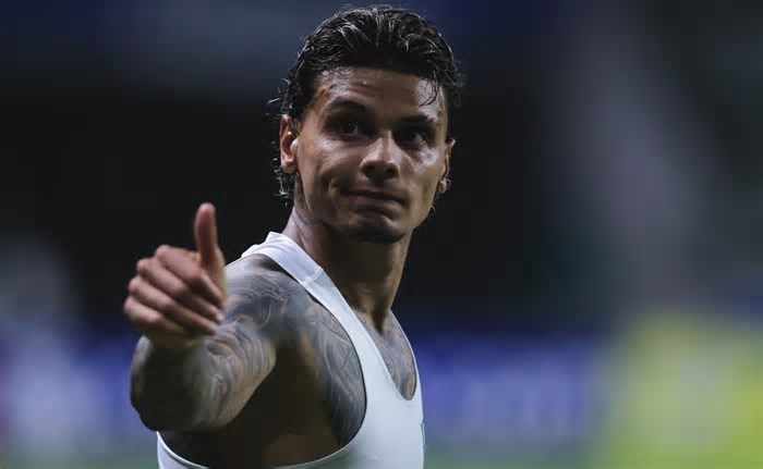 Palmeiras não punirá Richard Ríos por mandar a torcida ficar em silêncio