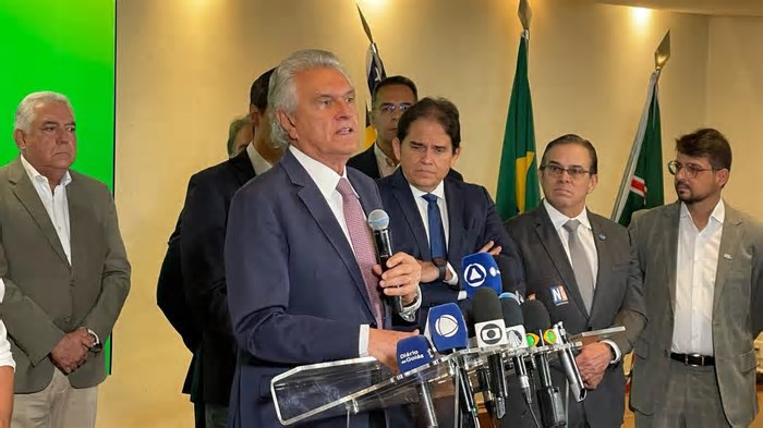 Caiado anuncia a devolução de R$31 milhões para 256 mil geradores de energia solar