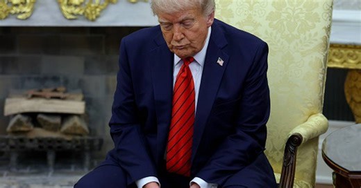 Aprovação de Trump cai para menor índice desde sua posse, aponta pesquisa