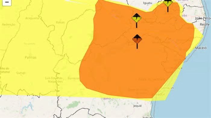 Inmet emite alertas laranja e amarelo para chuvas intensas na Bahia neste sábado