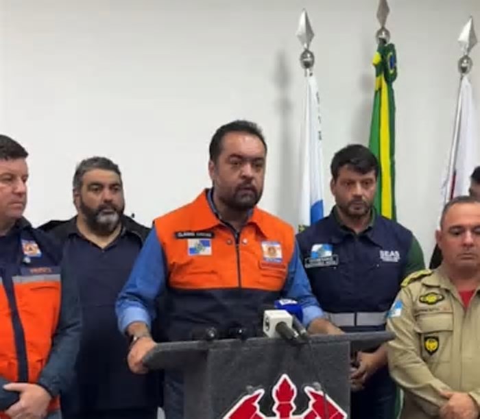 Chuvas no Rio: Castro diz que o estado é de 'atenção total'
