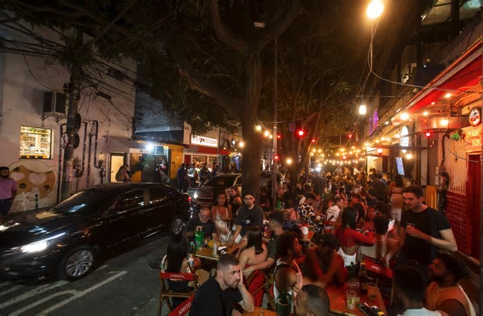 Bares de Botafogo: sucesso cria relação de amor e ódio entre comerciantes e moradores
