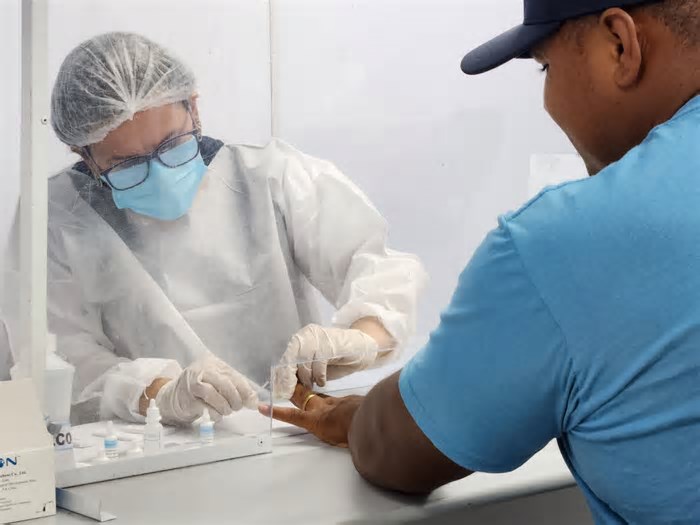 Profissionais da saúde podem ganhar reajuste salarial de 13% na Bahia