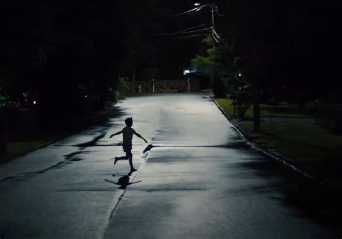 Crianças desaparecem misteriosamente em teaser do novo terror do diretor de “Noites Brutais”