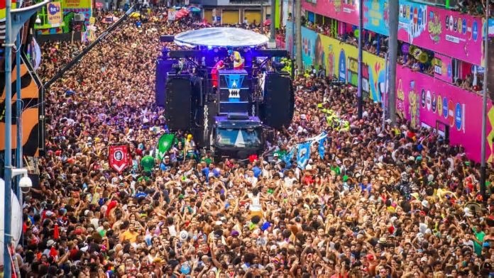 Pós-Carnaval Bahia: Ecad vai acionar na Justiça prefeituras e promotores de eventos baianos inadimplentes