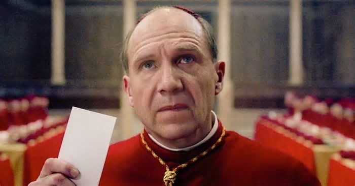 ‘Conclave’ volta aos cinemas em meio a comparações com o mundo real