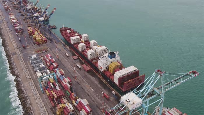 Nova rota entre Ceará e China deve beneficiar Shein e Shopee e aumentar em 20% as importações