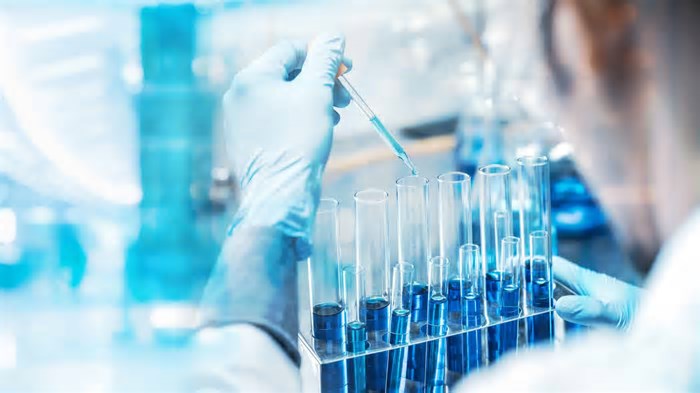 Ciência brasileira publicou mais de 17 mil artigos relacionados à pandemia