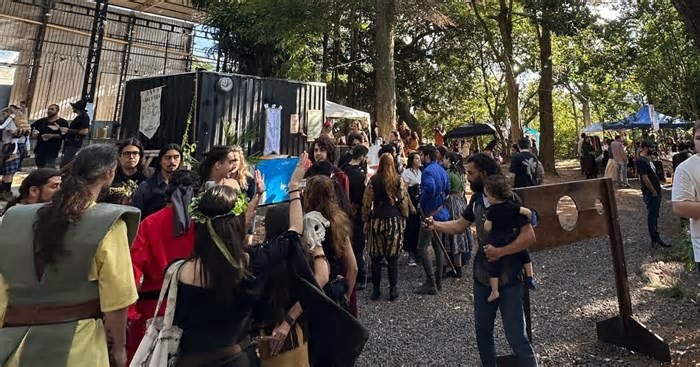 Porto Alegre vive cenário de história medieval neste domingo; assista