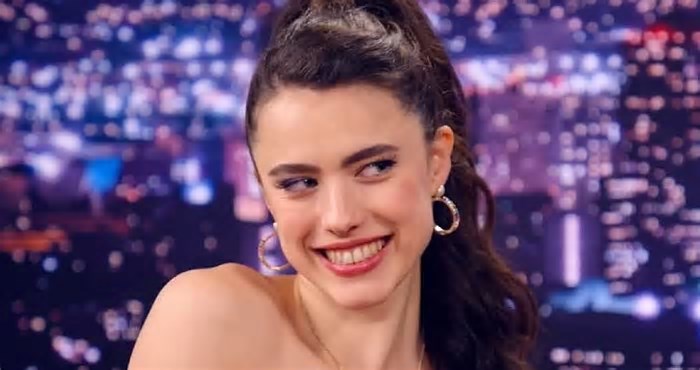 Depois de “A Substância”, Margaret Qualley regressa ao cinema com entusiasmante trilogia