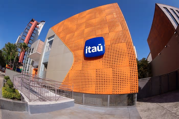 Itaú lança centro de pesquisa com foco em IA, computação quântica e tecnologias emergentes