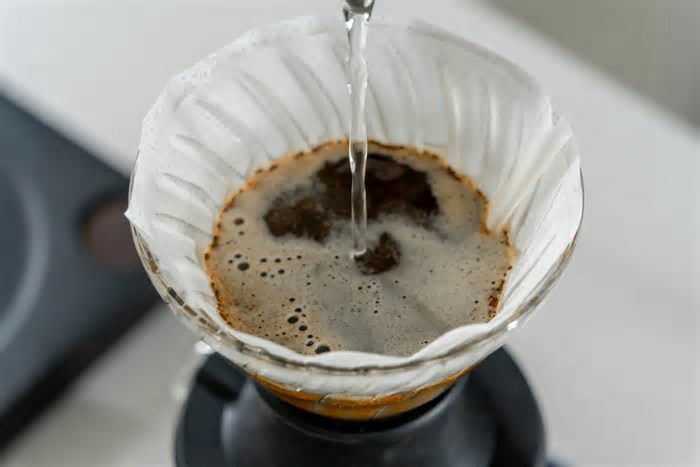 Como fazer um café mais forte usando menos grãos, segundo a ciência
